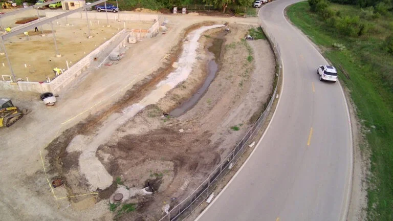 E2D56E59-B7BA-4B80-9794-2D7818237C42